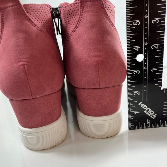 Journee Collection Womens Red Perforated Wedge Slip-on Sneakers Size 10 - Picture 2 of 10